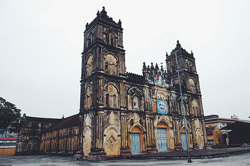 Lạc lối ở những nhà thờ đẹp như ở châu Âu ngay tại Việt Nam - 14