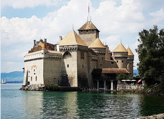 Đẹp mê hồn địa danh ngoài đời thật bước ra từ các câu chuyện cổ tích Disney - 4