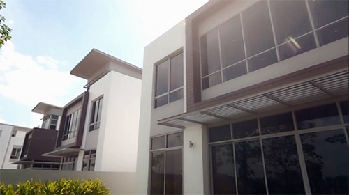 Từng đạp xe bán cơm bụi, Hà Tăng đã xây được cho ba mẹ biệt thự tiền tỷ trước khi lấy chồng - 2