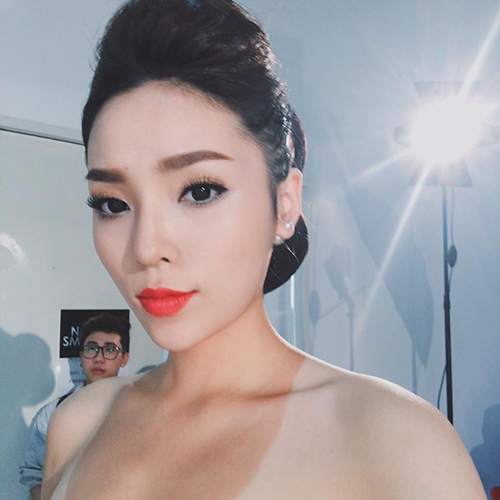 Hành trình từ cô nàng bầu bĩnh đến chiếc cằm nhọn bất thường của Hh Kỳ Duyên - 14