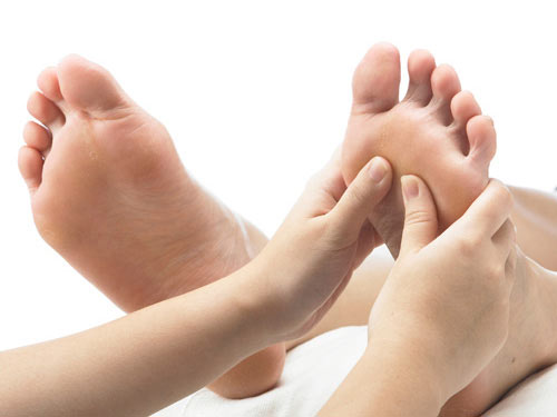 9 điểm nhạy cảm cứ âu yếm là chồng hưng phấn - 4