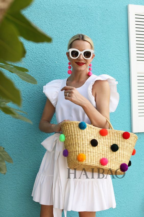 Đừng tưởng túi cói chỉ để đi biển, nó là kiểu hot nhất trên phố hè này đấy! - 9