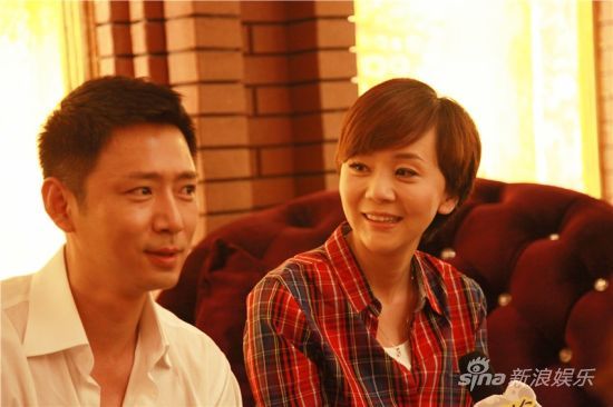 Lộ ảnh Lục Nhĩ Hào amp;#34;Tân dòng sông ly biệtamp;#34; cặp với gái trẻ, phản bội vợ - 5