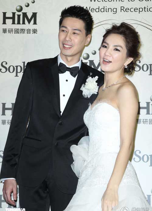 Bầu 9 tháng, Ella (S.H.E) vẫn nhảy nhót cực đỉnh khác xa Lâm Tâm Như - 7