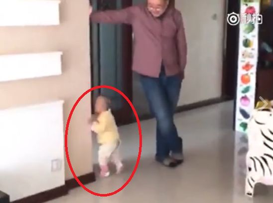 Chỉ 8 giây, cậu nhóc siêu đáng yêu này đã chiếm được cảm tình của hàng nghìn dân mạng - 2