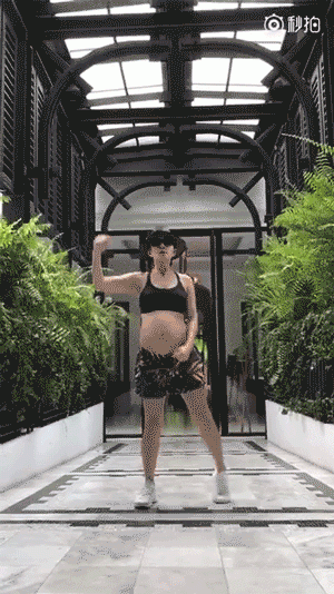 Bầu 9 tháng, Ella (S.H.E) vẫn nhảy nhót cực đỉnh khác xa Lâm Tâm Như - 3