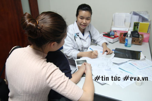 Con gái ra máu “vùng kín” ở lớp học, ông bố trẻ đỏ mặt khi biết nguyên nhân - 1