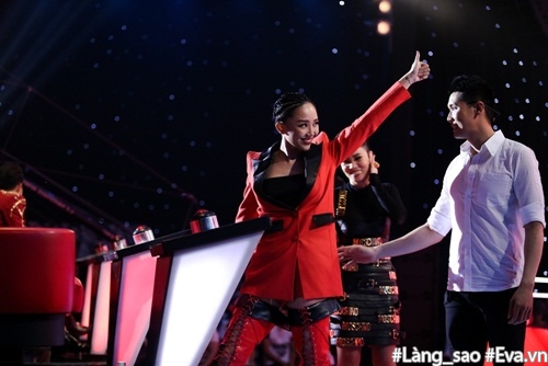 The Voice 2017: Đông Nhi trách Thu Minh amp;#34;ácamp;#34;, Tóc Tiên tiết lộ bí mật amp;#34;vô cảm trước trai đẹpamp;#34; - 9