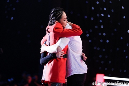 The Voice 2017: Đông Nhi trách Thu Minh amp;#34;ácamp;#34;, Tóc Tiên tiết lộ bí mật amp;#34;vô cảm trước trai đẹpamp;#34; - 14