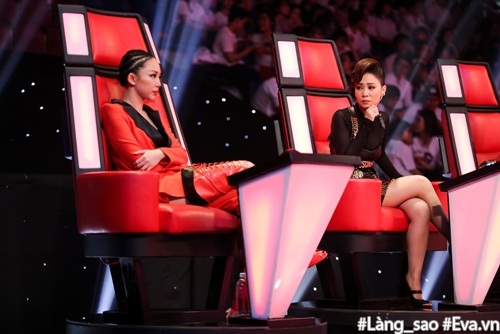 The Voice 2017: Đông Nhi trách Thu Minh amp;#34;ácamp;#34;, Tóc Tiên tiết lộ bí mật amp;#34;vô cảm trước trai đẹpamp;#34; - 8