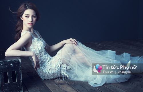Jolie nguyễn kiêu sa với đầm dạ hội voan mỏng manh - 12