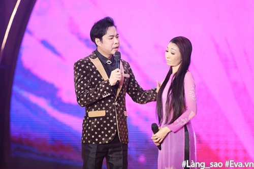 Danh ca Ý Lan khóc nhớ đến người em út bị bại liệt đã mãi mãi ra đi - 18