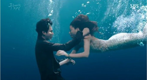 Hết Huyền thoại biển xanh, Jeon Ji Hyun vẫn khen: amp;#34;Lee Min Ho ân cần, chất phácamp;#34; - 3