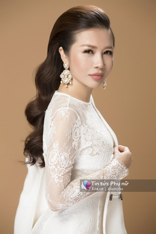 Hoa khôi Lan Phương gợi ý nữ công sở cách mặc sang trọng và trẻ trung - 2