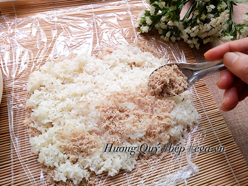 Xôi cuộn ruốc thơm ngon, đẹp mắt ai nhìn thấy cũng muốn ăn ngay - 5