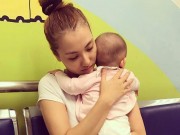 Làng sao - Sao Việt 24h qua: Hồng Quế lo lắng khi con gái bị sốt siêu virus