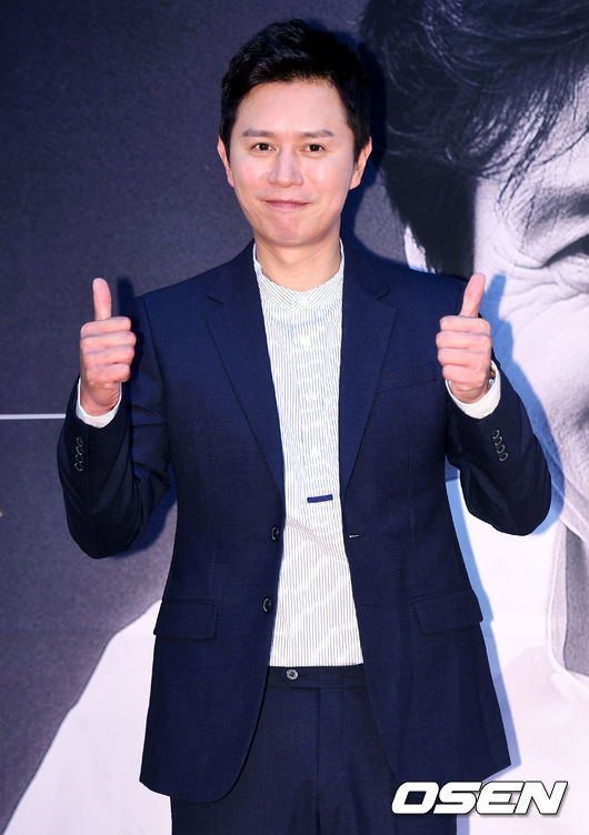 44 tuổi, hai quý ông Jang Dong Gun và Kim Min Jong vẫn khiến chị em mê mẩn - 4