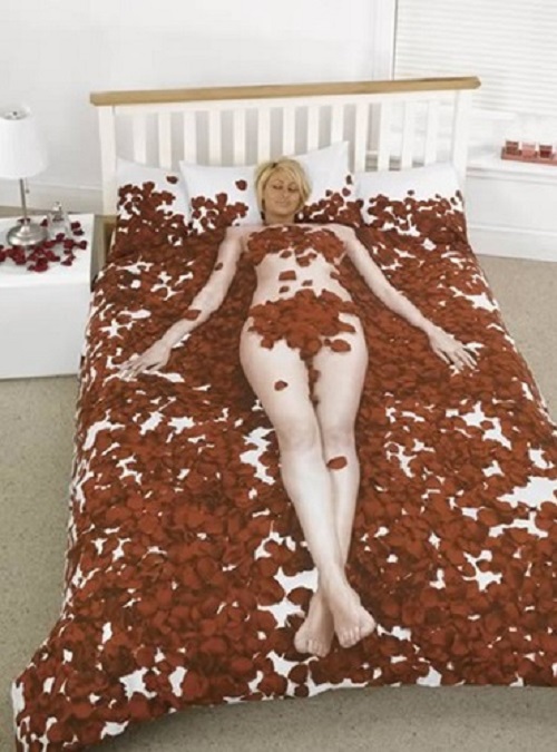 Đắp chăn bây giờ cũng phải amp;#34;lừa tìnhamp;#34; như thế này mới là amp;#34;đúng mốtamp;#34; - 4