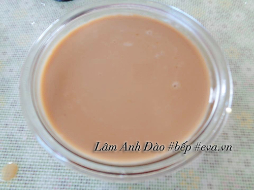 Cách làm bánh flan cà phê sữa mềm mịn, tươi mát - 6