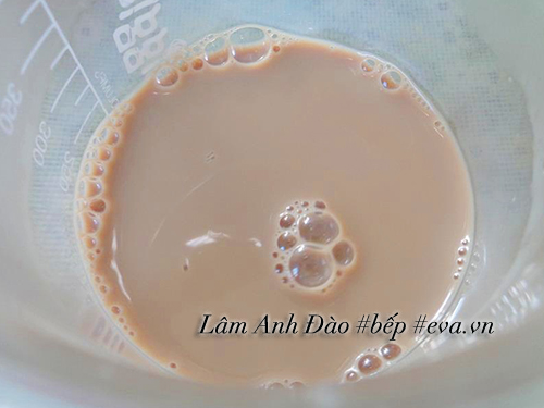 Cách làm bánh flan cà phê sữa mềm mịn, tươi mát - 4