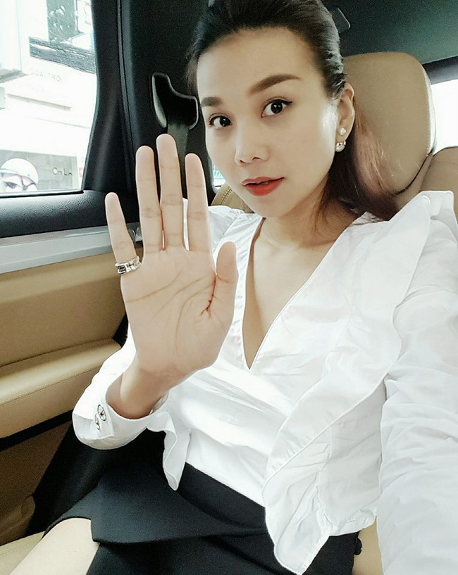 Thu nhập khủng nhưng Thu Thảo vẫn mặc đồ giá rẻ và khiến chị em amp;#34;điên đảoamp;#34; - 6