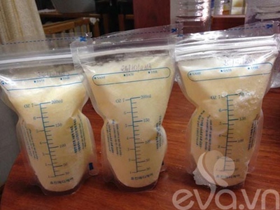 Bà xã Lý Hải chia sẻ cách hút sữa trữ đông cho cậu út Mio dùng được hội chị em amp;#34;mê títamp;#34; - 9