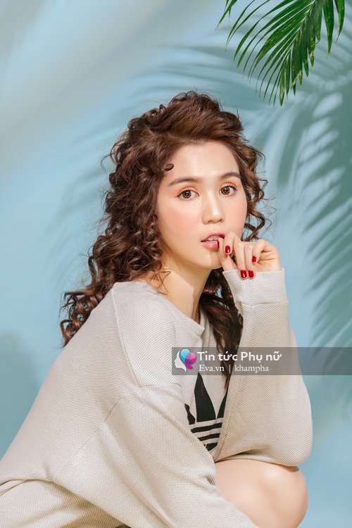 Dù đã U30, Ngọc Trinh vẫn amp;#34;gây thương nhớamp;#34; khi khoe eo thon, dáng nuột - 6