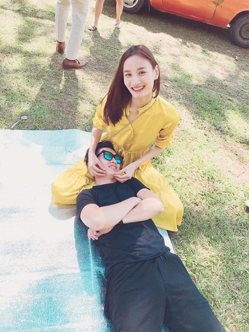 Sao Việt 24h qua: Fan amp;#34;la óamp;#34; vì Mạc Hồng Quân cho con trai đi bơi quá sớm - 6