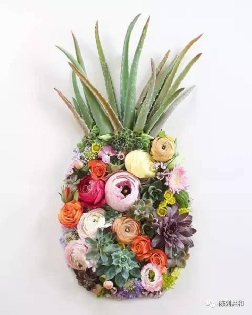 Cắm hoa trong bình hay lọ amp;#34;lỗi mốtamp;#34; rồi, giờ phải cắm vào... vỏ trái cây mới độc - 4