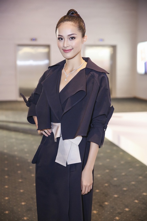 Hạ Vi đóng cửa mạng xã hội vì quá mệt mỏi trước áp lực dư luận - 1