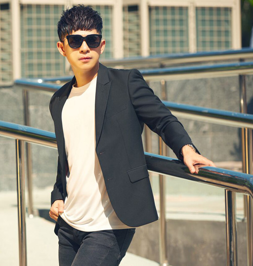 Châu Gia Kiệt thay đổi hình tượng ngày càng lịch lãm - 4