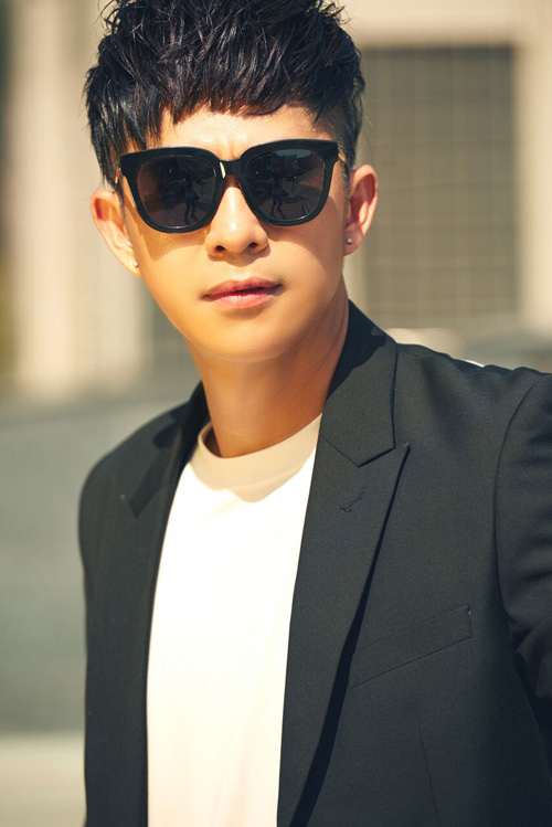 Châu Gia Kiệt thay đổi hình tượng ngày càng lịch lãm - 7