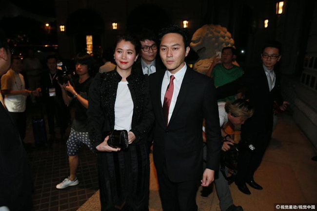 52 tuổi, Quách Phú Thành vẫn là chú rể điển trai, phong độ trong đám cưới - 10