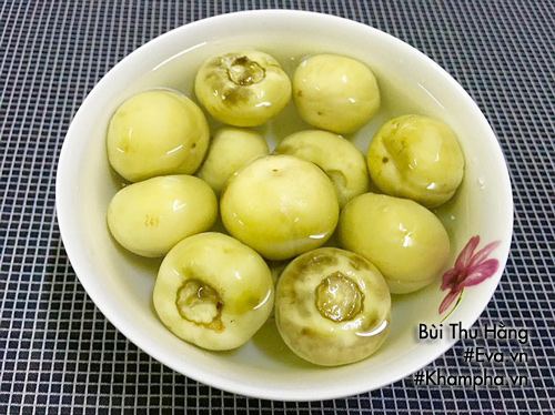 Bữa ăn chiều với tôm rang, canh cua thanh mát - 4
