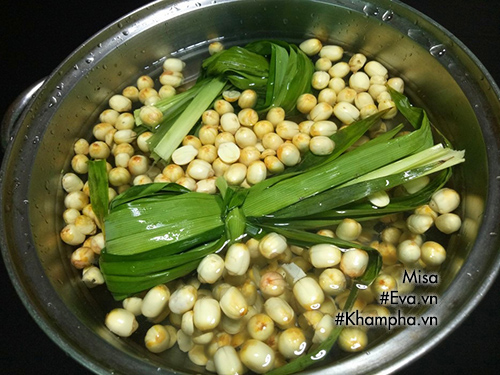 Chè hạt sen nấu thanh long đỏ, tuyệt ngon để detox ngày nắng nóng - 2