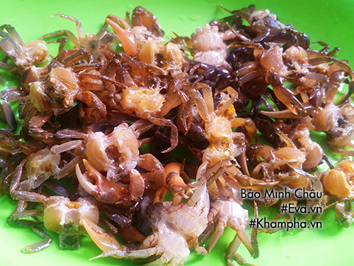 Cua đồng rang muối giòn tan ngày hè - 2