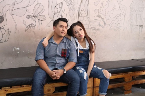 Diễn viên xinh xắn Puka và người yêu cùng tham gia show truyền hình - 1