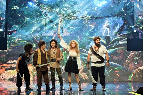 Thanh Hằng gào khóc, Phi Nhung - Hoài Linh nghẹn ngào khi thí sinh mình gọi là ba mẹ - 17