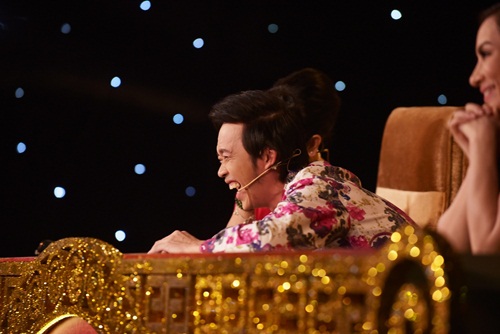 Thanh Hằng gào khóc, Phi Nhung - Hoài Linh nghẹn ngào khi thí sinh mình gọi là ba mẹ - 11