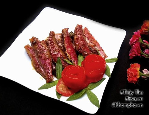 Cơm chiều hấp dẫn với ếch kho sả, canh chua cá - 3