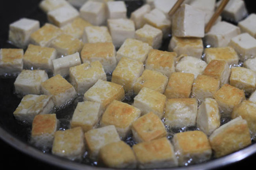 Đậu phụ sốt xì dầu đơn giản, trôi cơm - 1