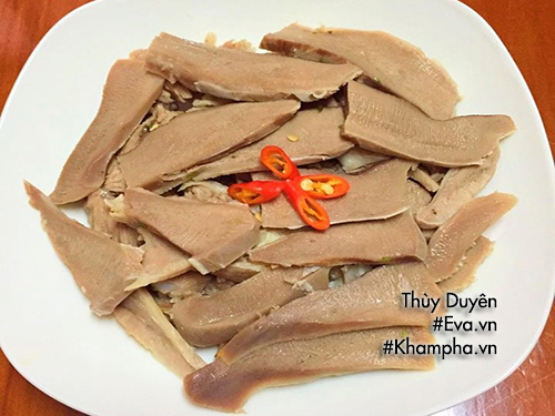 Nộm lưỡi heo dọc mùng tươi ngon, ăn giòn sần sật - 4