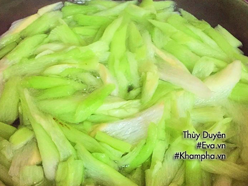 Nộm lưỡi heo dọc mùng tươi ngon, ăn giòn sần sật - 6