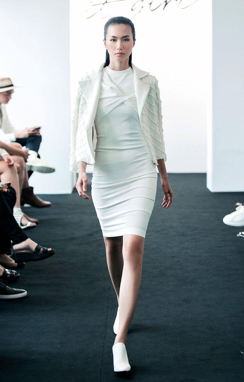 Lâu lắm rồi, Angela Phương Trinh và em gái mới đọ sắc cùng nhau trên thảm đỏ - 12