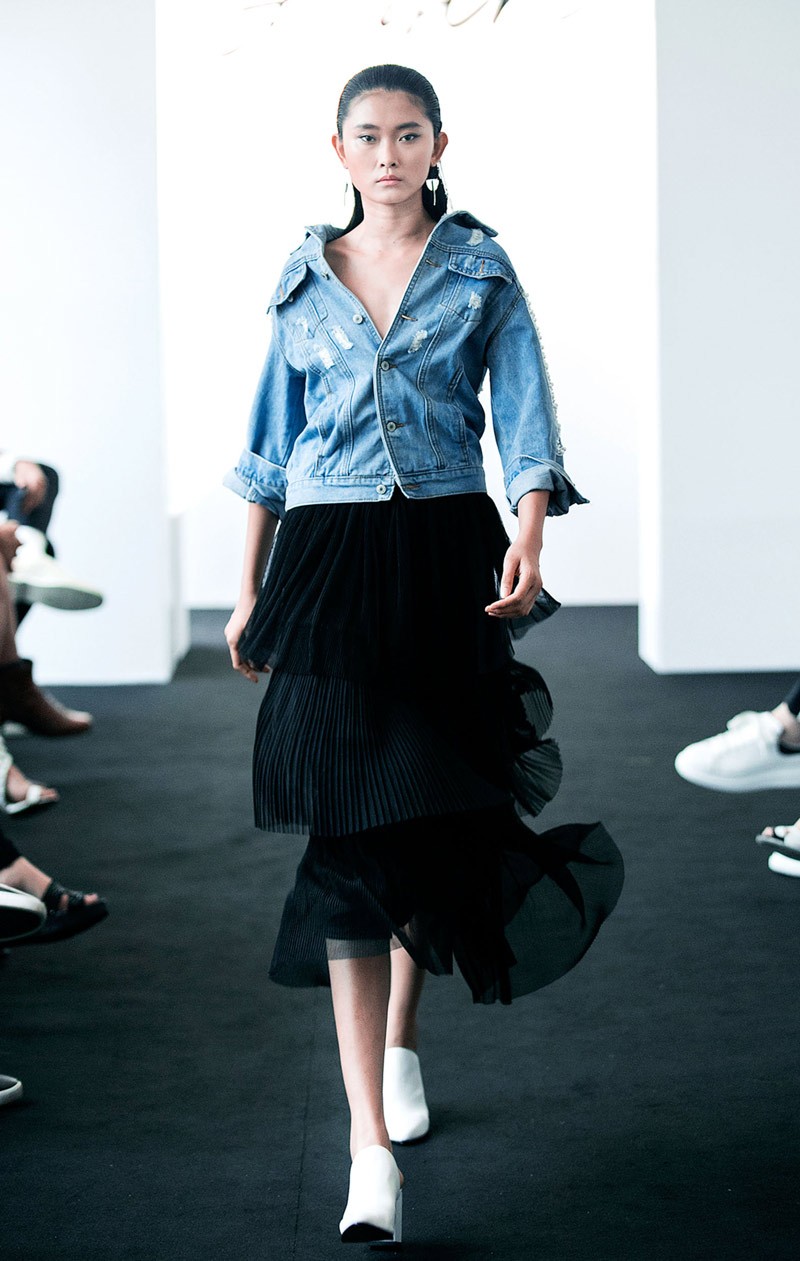 Lâu lắm rồi, Angela Phương Trinh và em gái mới đọ sắc cùng nhau trên thảm đỏ - 14