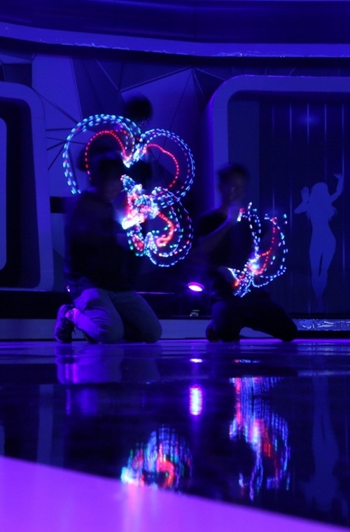 Người bí ẩn 2017: Lan Ngọc méo mặt sợ hãi vì màn đâm lò xo từ mũi ra miệng - 13