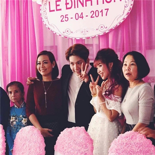 Mẹ chồng trẻ đẹp thế này, Khởi My khỏi phải lo amp;#34;sống chung với mẹ chồngamp;#34; - 1