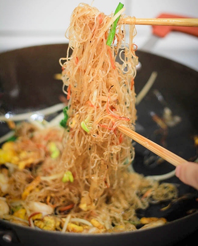 Miến xào tôm, trứng đơn giản mà ngon cho bữa sáng - 6