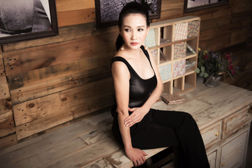 Hoa hậu quý bà U40 Sương Đặng khuyên phụ nữ Việt đừng amp;#34;khuôn phépamp;#34; quá - 6