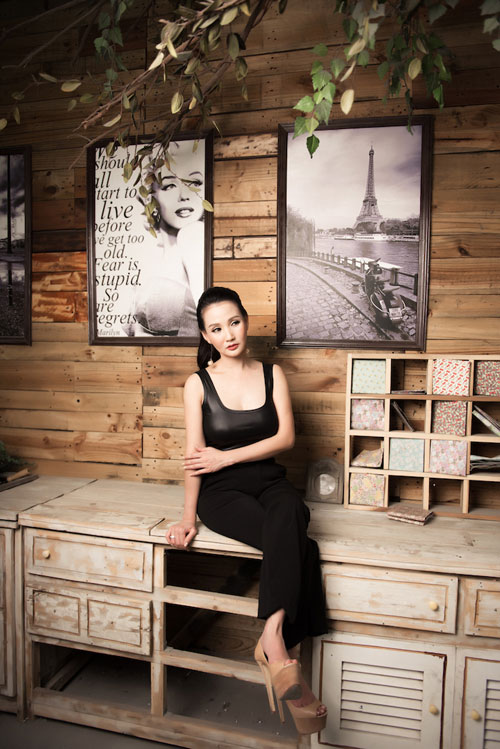 Hoa hậu quý bà U40 Sương Đặng khuyên phụ nữ Việt đừng amp;#34;khuôn phépamp;#34; quá - 7